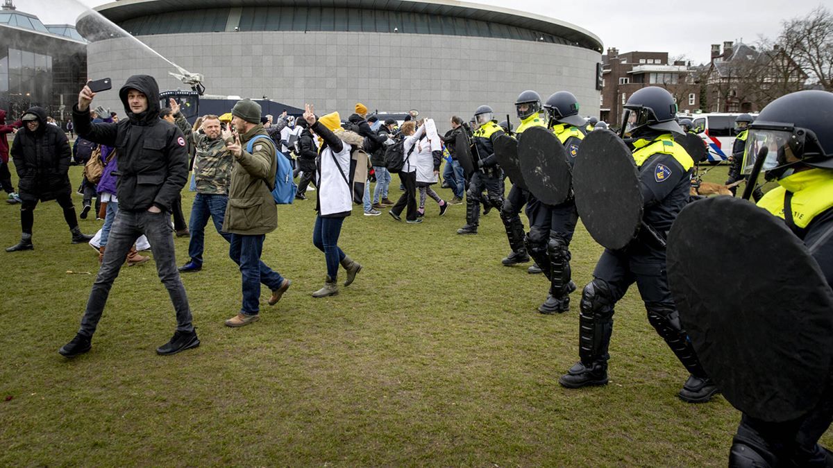 В Амстердаме потратили 5,5 миллионов евро на утоления протестов