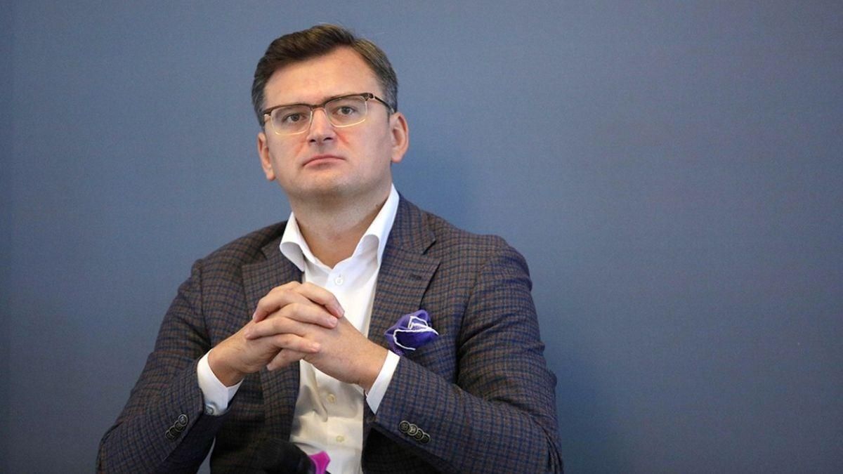 Кулеба просит Макрона убедить Путина начать переговоры о Донбассе Кулеба просит Макрона убедить Путина начать переговоры о Донбассе