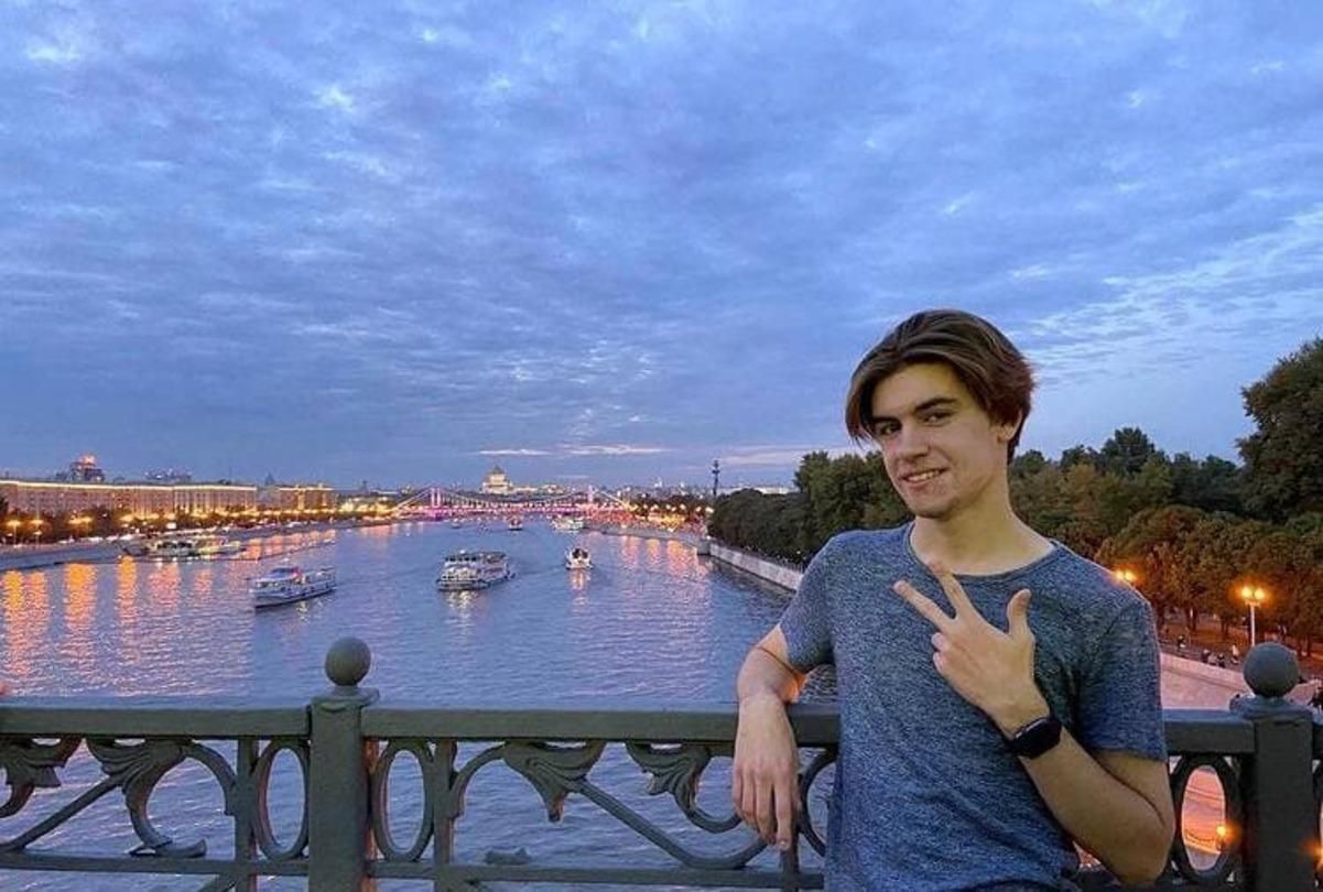 Блогер з Росії, який назвав Крим українським, видалив відео Блогер з Росії, який назвав Крим українським, видалив відео