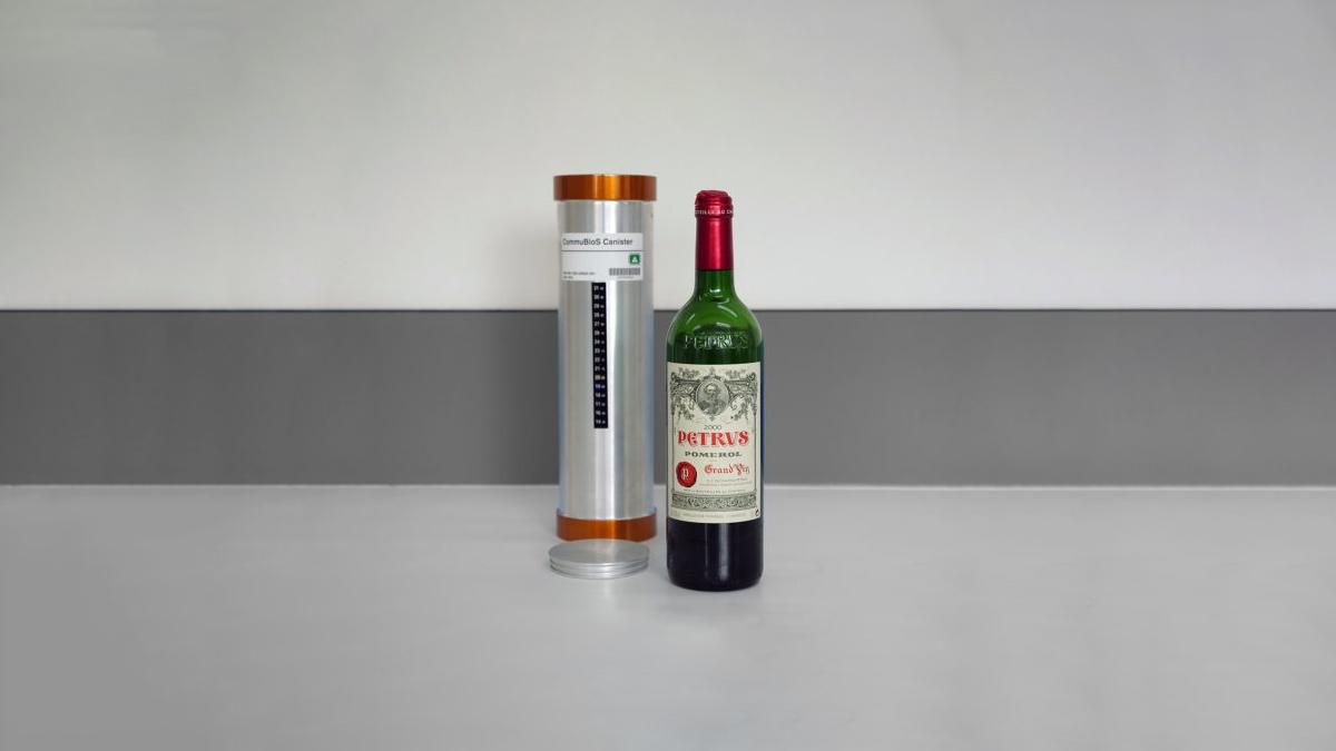 Вино, выдержанное в космосе, признали лучшим земного Вино, выдержанное в космосе, признали лучшим земного