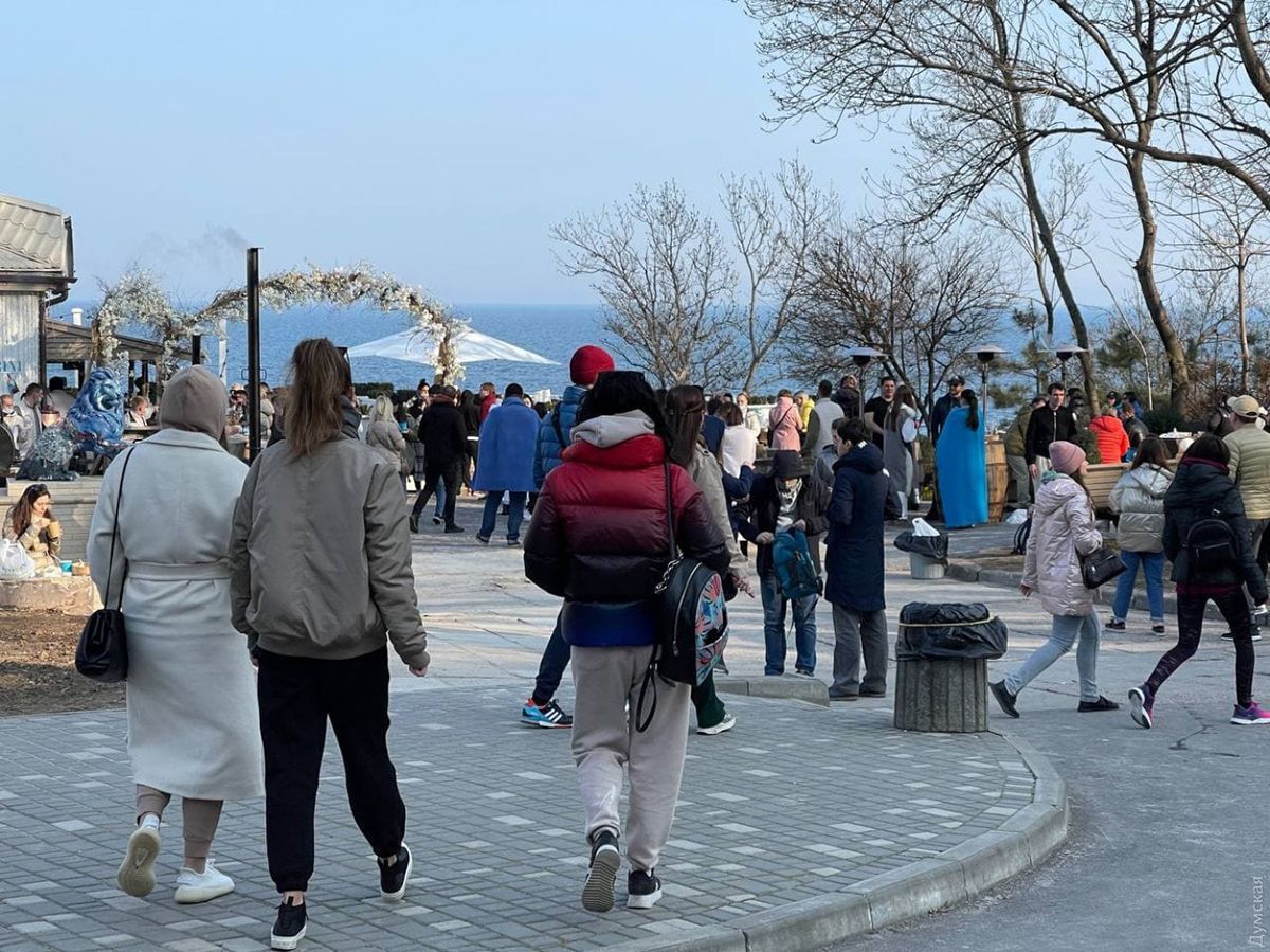 Труханов возмутился: в Одессе предприниматели наплевали на карантин Труханов возмутился: в Одессе предприниматели наплевали на карантин