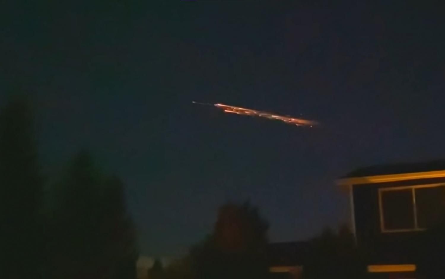 Falcon 9 видовищно згоріла в атмосфері: дивіться відео Falcon 9 видовищно згоріла в атмосфері: дивіться відео