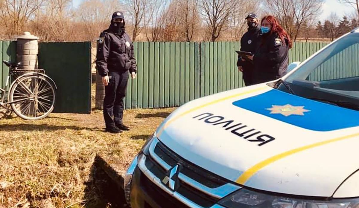 На Прикарпатті жінка залишила немовля помирати на вулиці На Прикарпатті жінка залишила немовля помирати на вулиці