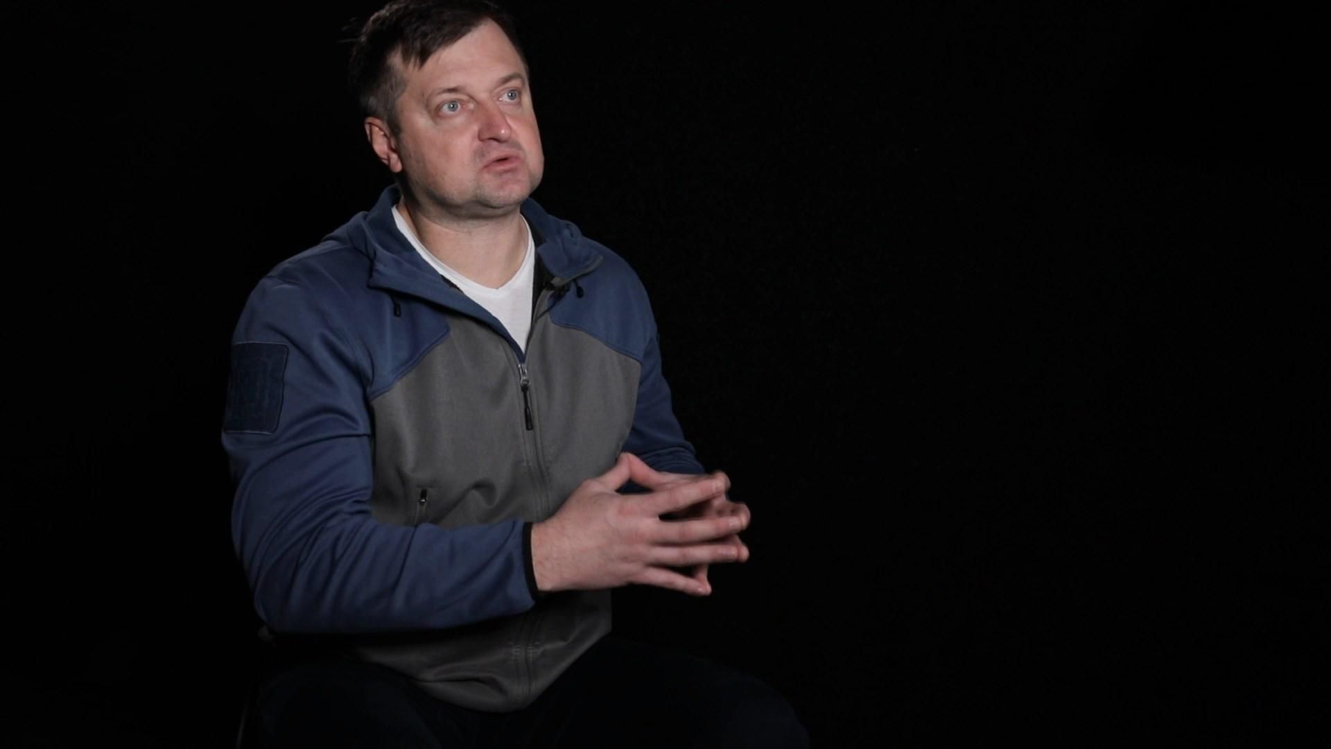 Интервью с военкоров Александром Моторным о войне в Донбассе Интервью с военкоров Александром Моторным о войне в Донбассе