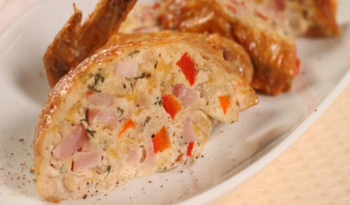 Рецепт фаршированої курки з шинкою і сиром