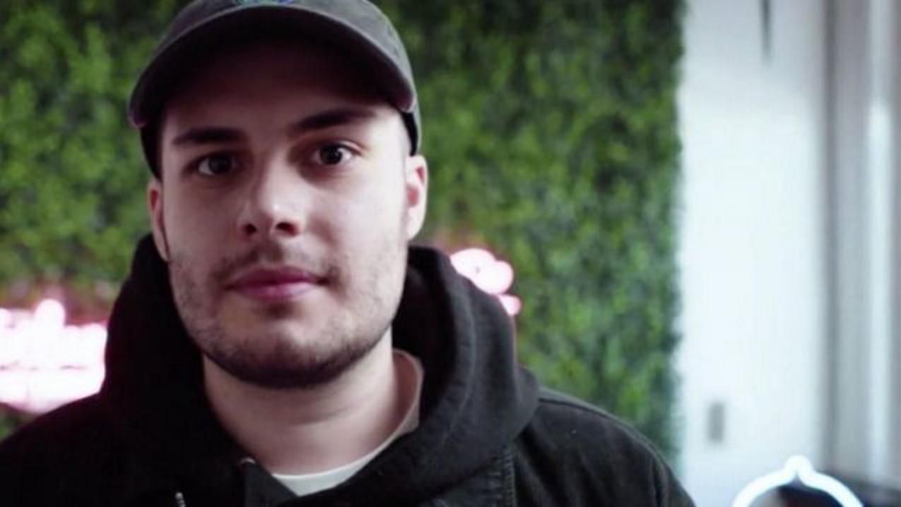 Блогер Метт Гресія Блогер Метт Гресія