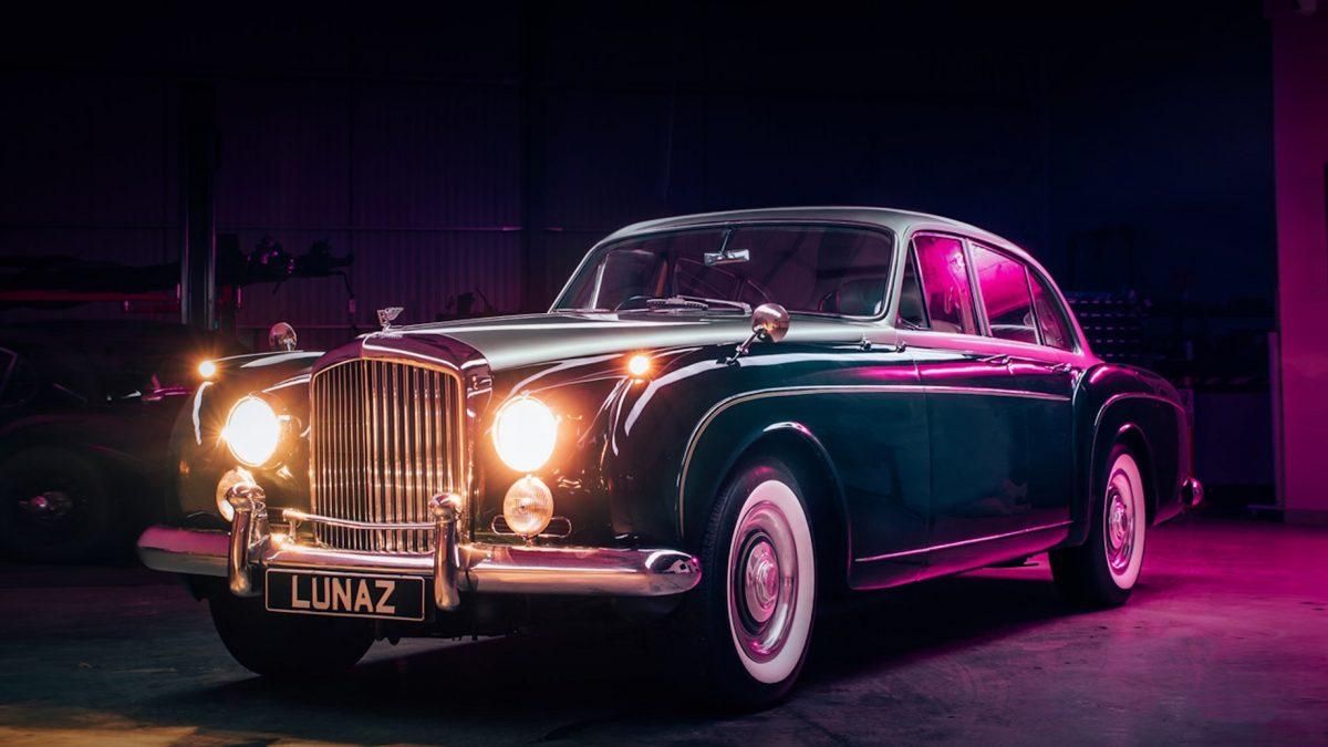 Британська компанія перетворила класичний Bentley на електрокар: фото Британська компанія перетворила класичний Bentley на електрокар: фото