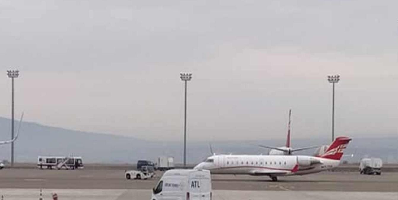 Познер втік з Грузії на тлі протестів через його візит Познер втік з Грузії на тлі протестів через його візит