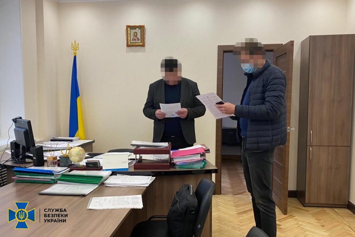 СБУ заблокировала масштабную схему хищения земель чиновниками СБУ заблокировала масштабную схему хищения земель чиновниками