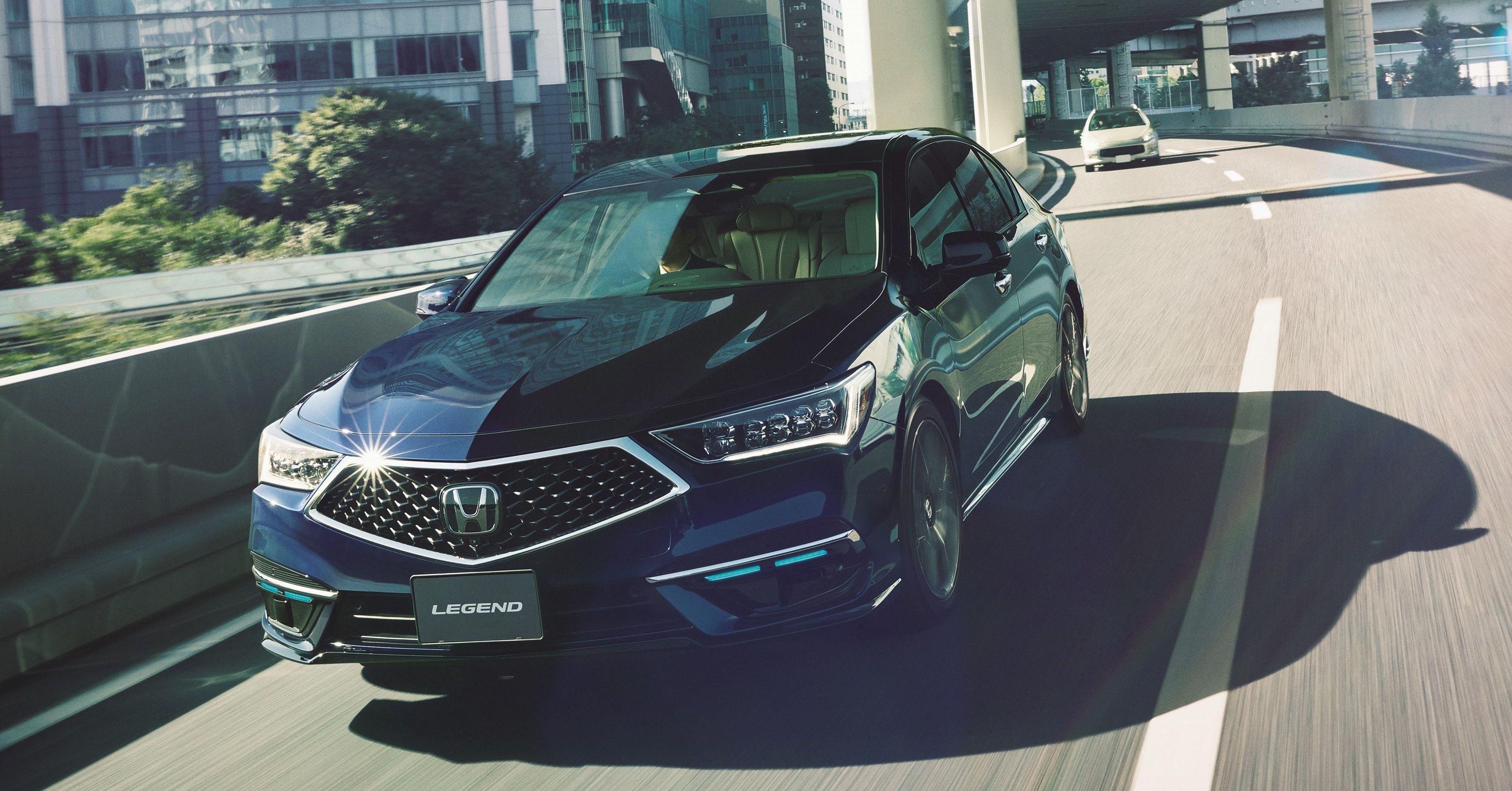Honda у Японії розпочала продажі авто з третім рівнем автономності