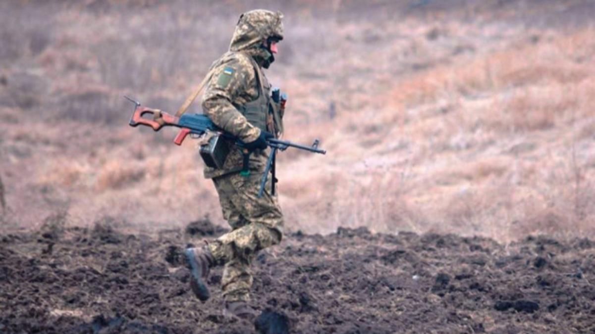 На Донбассе оккупанты ранили украинского военного