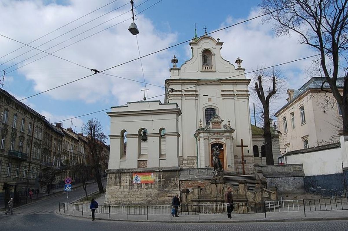 Розклад онлайн-трансляцій Великодніх Богослужінь у римо-католицьких храмах Львова