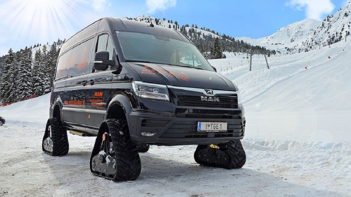 Сделать танк из фургона: MAN TGE удалось поставить на гусеницы Сделать танк из фургона: MAN TGE удалось поставить на гусеницы