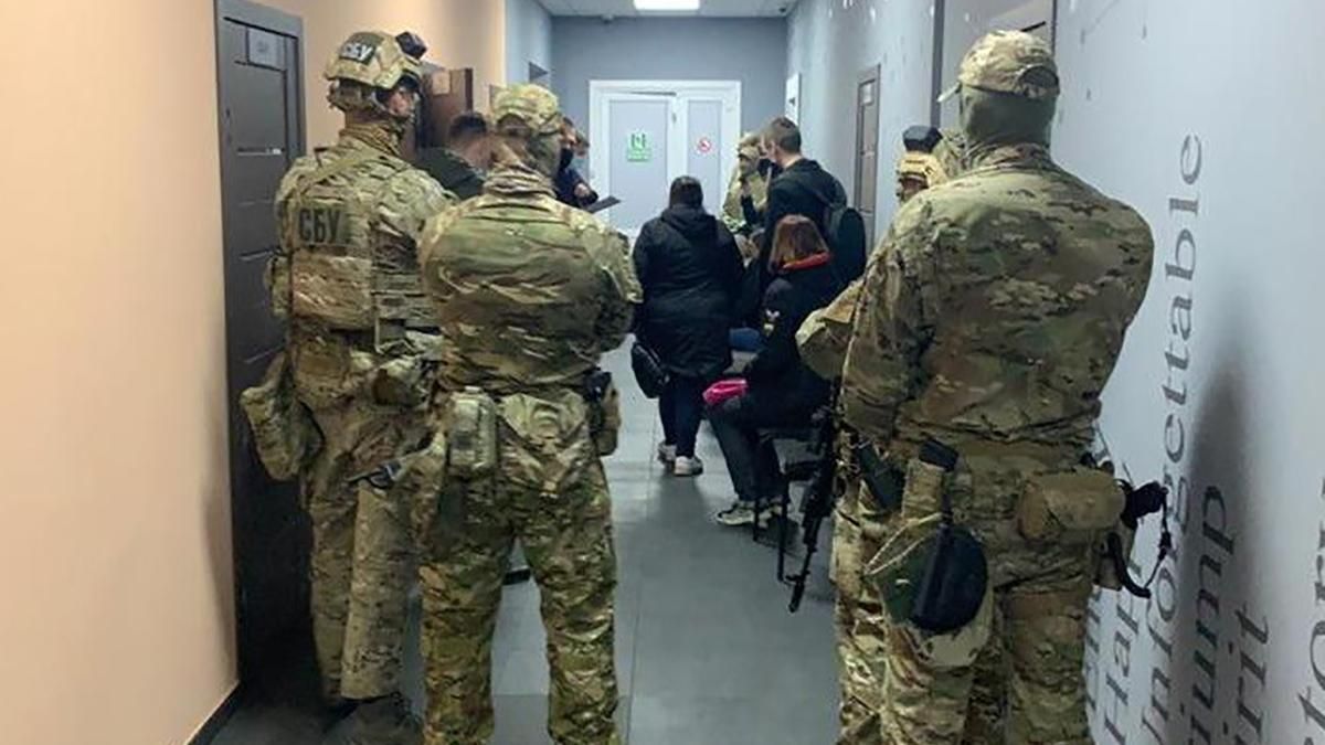 СБУ викрила російського брокера, який привласнив десятки мільйонів СБУ викрила російського брокера, який привласнив десятки мільйонів