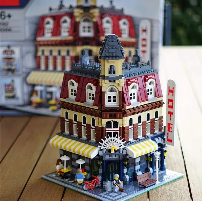 Французька поліція вийшла на слід міжнародної банди викрадачів Lego Французька поліція вийшла на слід міжнародної банди викрадачів Lego