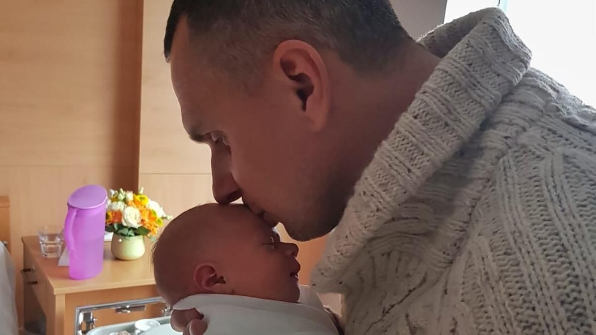 Сенцов розповів, які в нього відносини з матір'ю молодшої доньки Сенцов розповів, які в нього відносини з матір'ю молодшої доньки