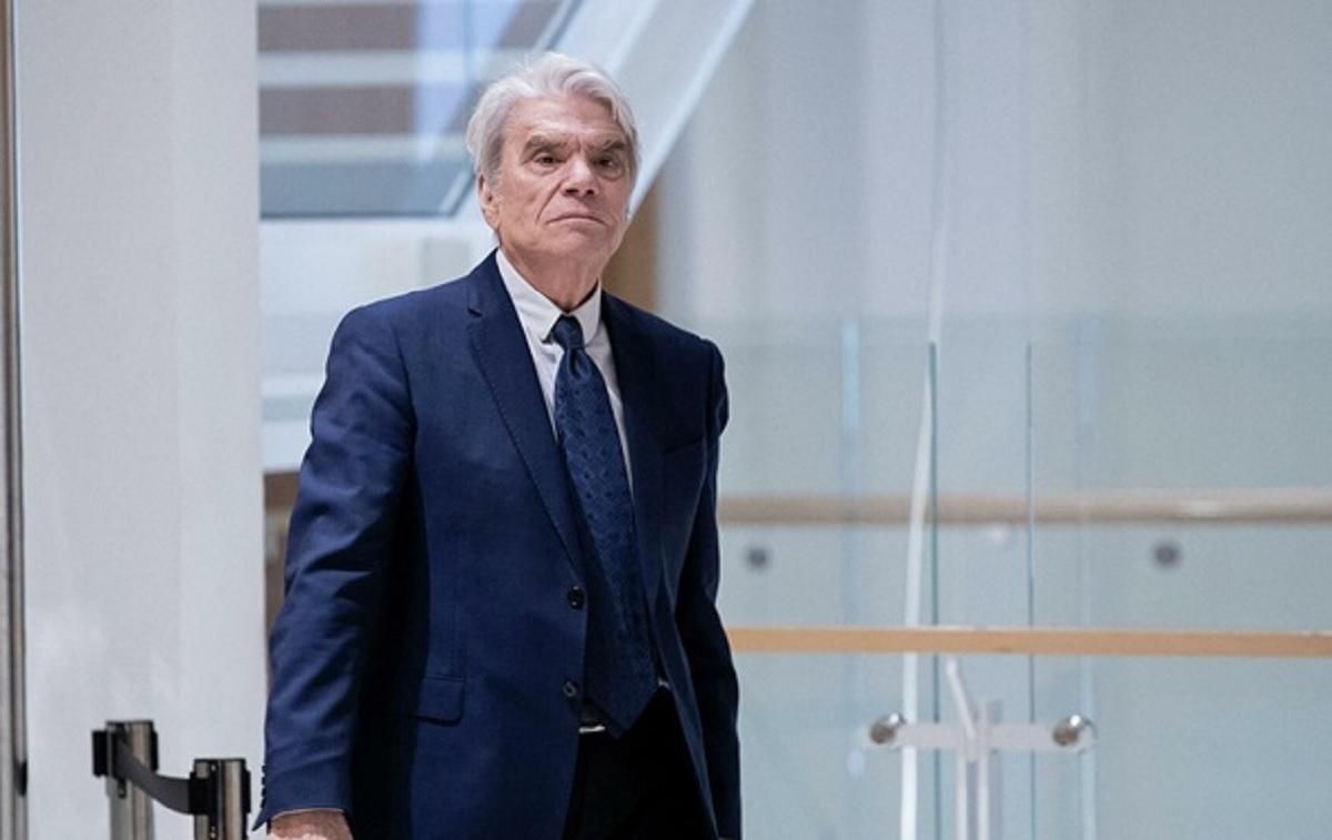 Во Франции избили и ограбили миллионера Бернара Тапи Во Франции избили и ограбили миллионера Бернара Тапи