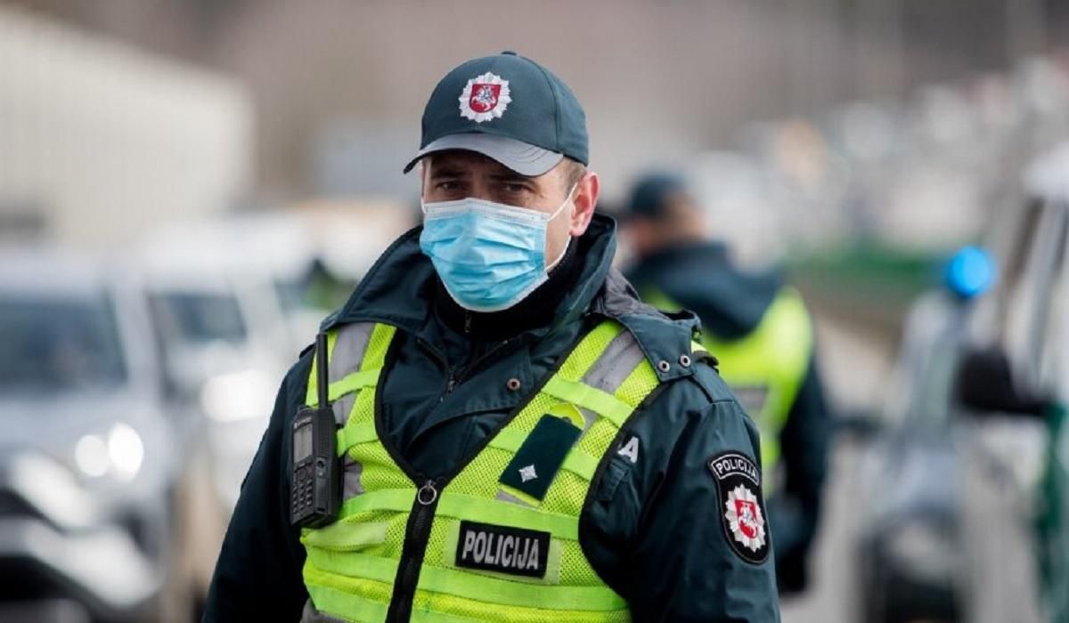 Полиция Литвы попала в конец списка на вакцинацию: что дальше Полиция Литвы попала в конец списка на вакцинацию: что дальше