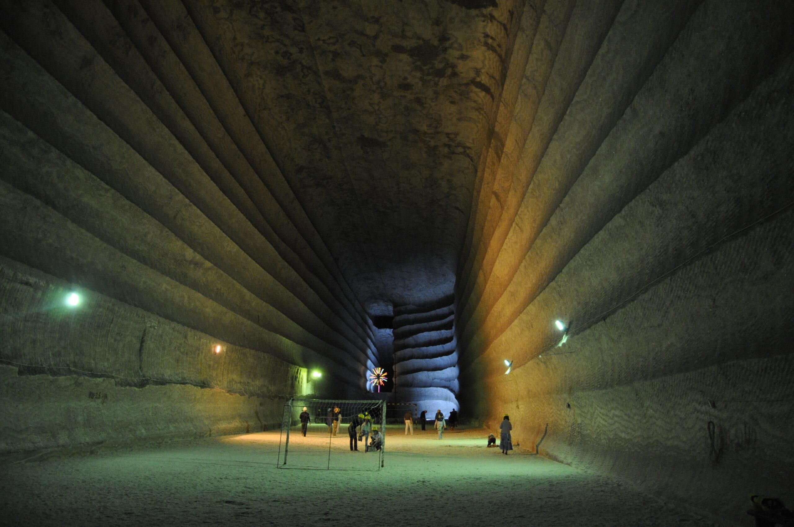 Артпроєкт Ізоляція повертається на Донбас: культурне життя в Соледарі Артпроєкт Ізоляція повертається на Донбас: культурне життя в Соледарі