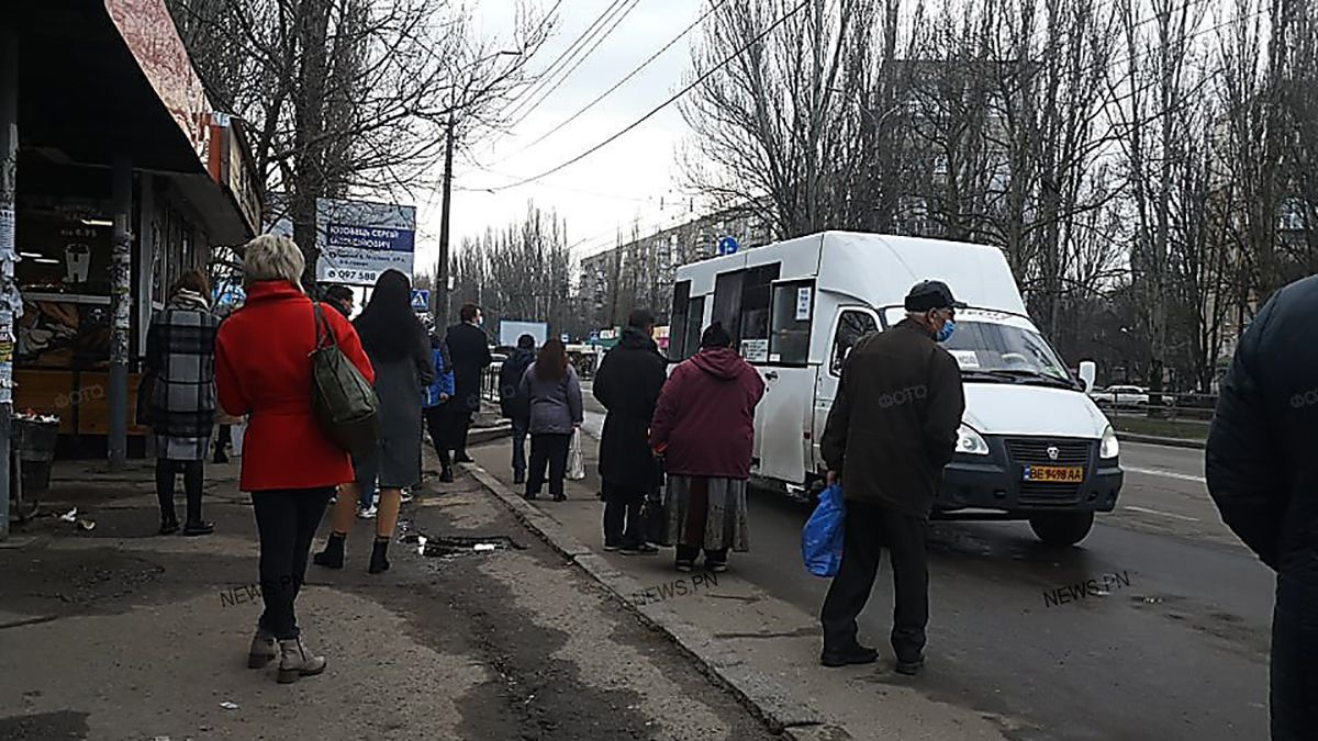 У Миколаєві транспортний колапс  через карантин: фото, відео