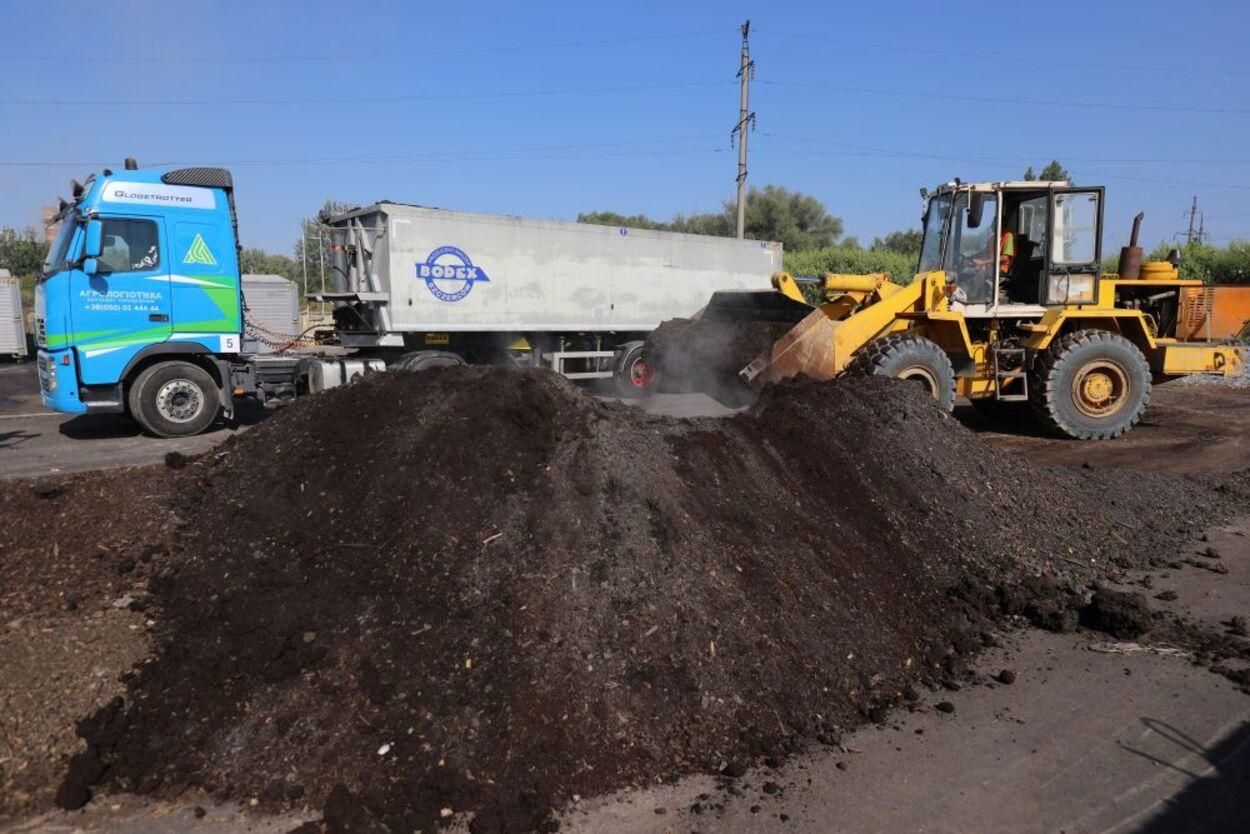 Львів продає сміття на аукціоні: 50 тонн органічного компосту можна придбати на Prozorro