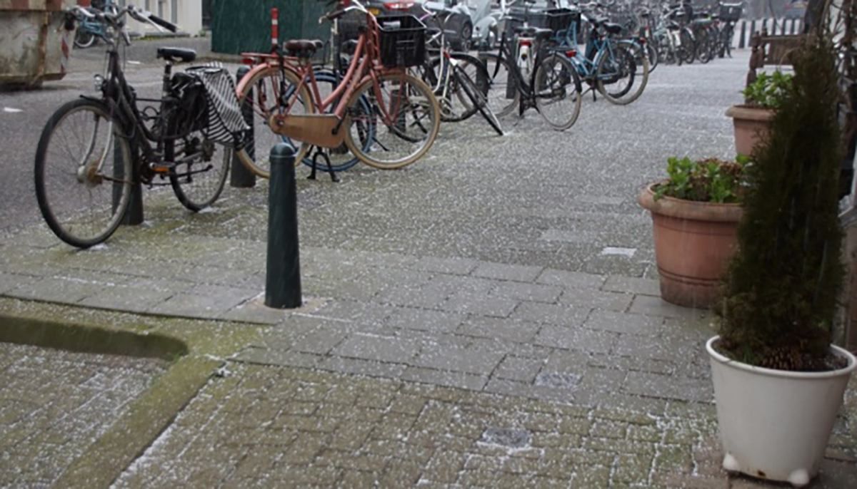 У Нідерландах випав сніг на Великдень: фото, відео