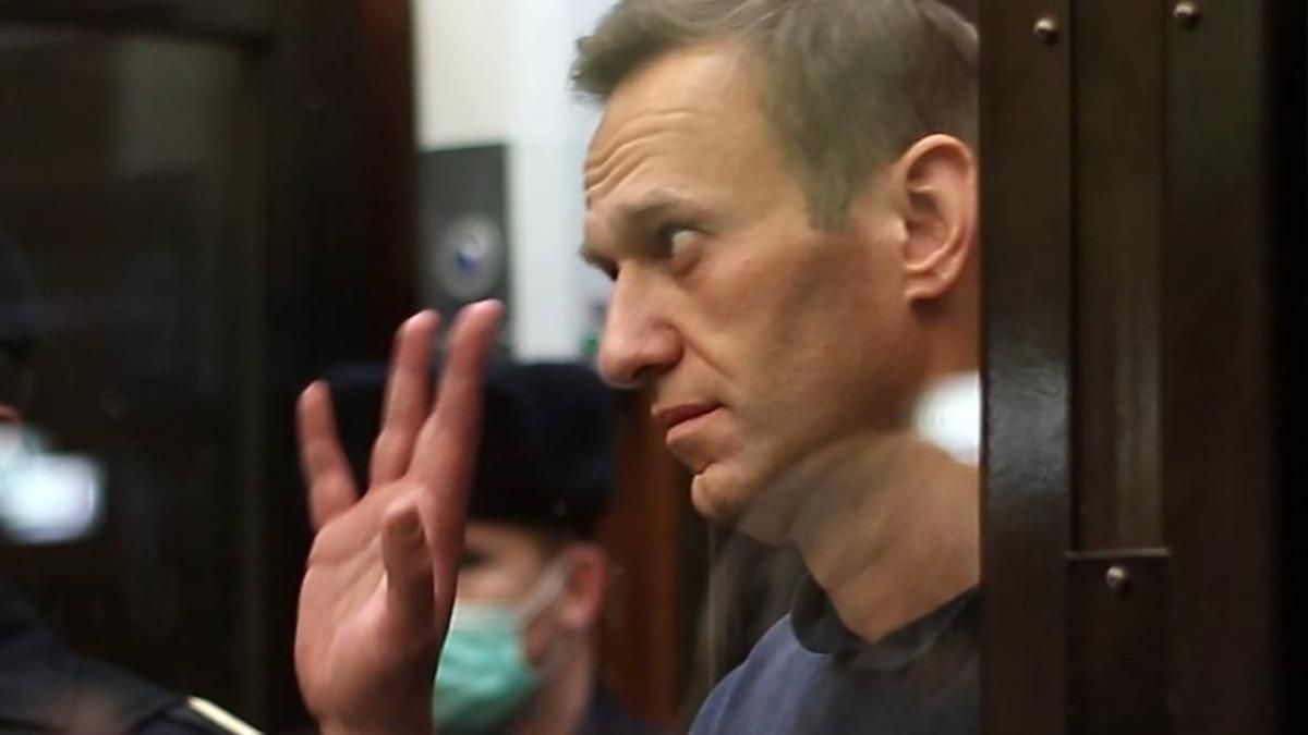 Кашель та температура: Навальний заявив про туберкульоз в колонії