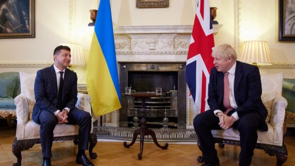 Чувствуем, Украина не в одиночестве, - Зеленский поговорил с Джонсоном Чувствуем, Украина не в одиночестве, - Зеленский поговорил с Джонсоном