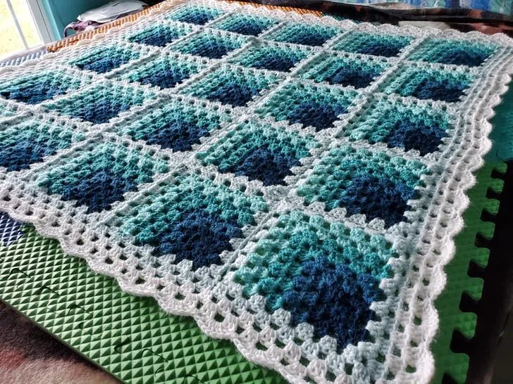 Покривало в'язане Покривало в'язане