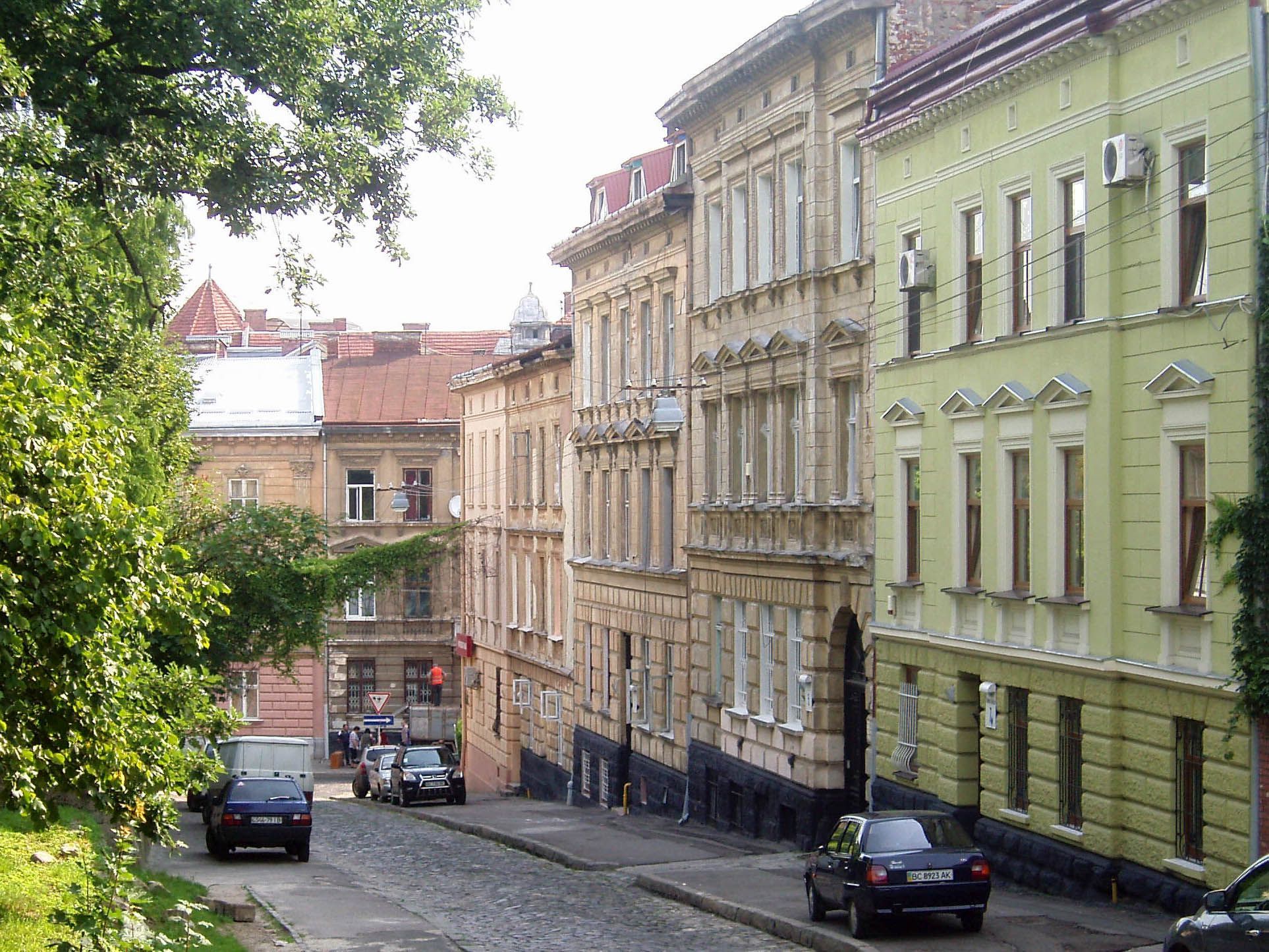 Підсудний 34-річний львів'янин влаштував стрілянину в центрі Львова: фото Підсудний 34-річний львів'янин влаштував стрілянину в центрі Львова: фото