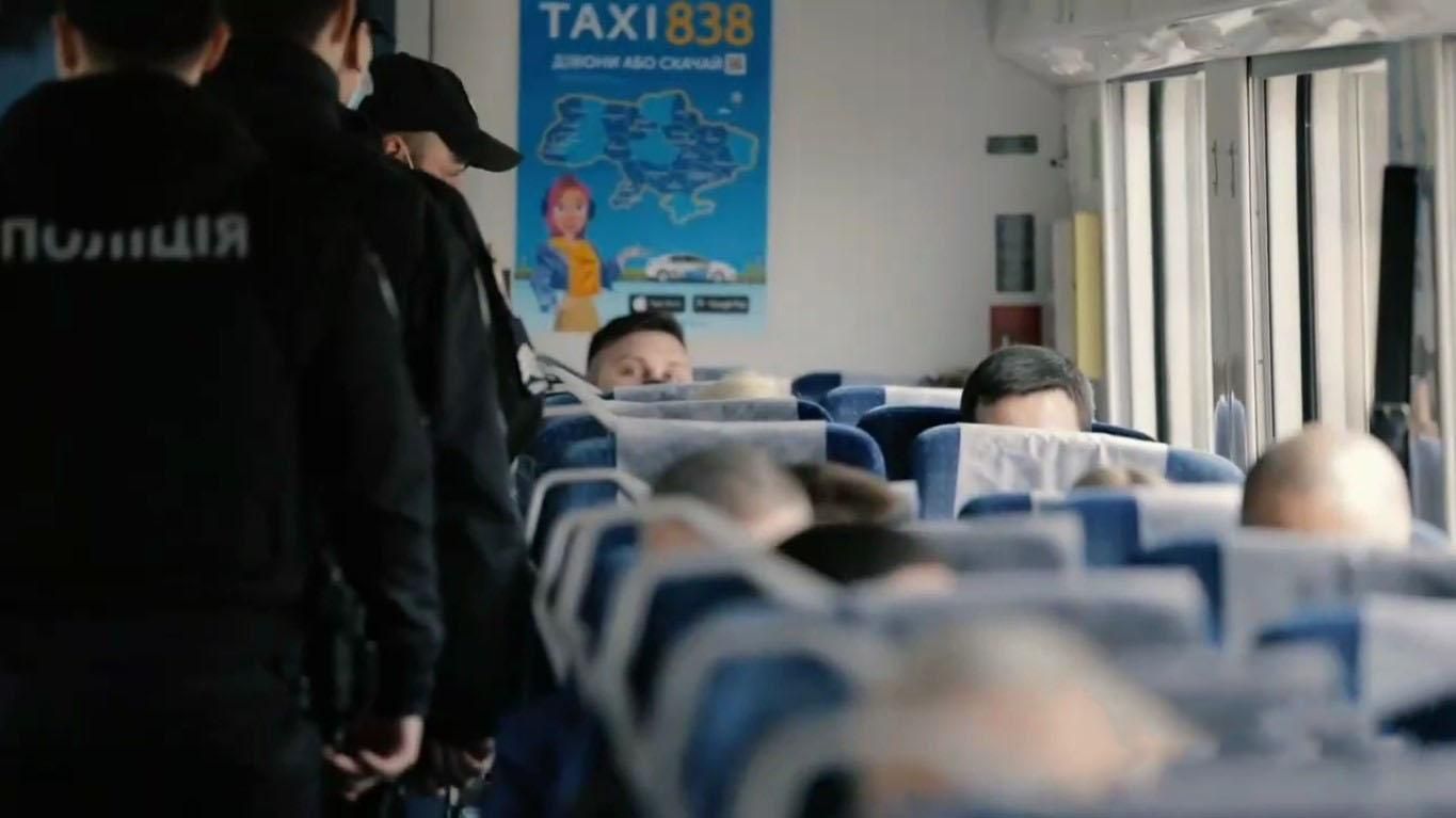 Рейди в Укрзалізниці: поліція провірила дотримання карантинних вимог Рейди в Укрзалізниці: поліція провірила дотримання карантинних вимог