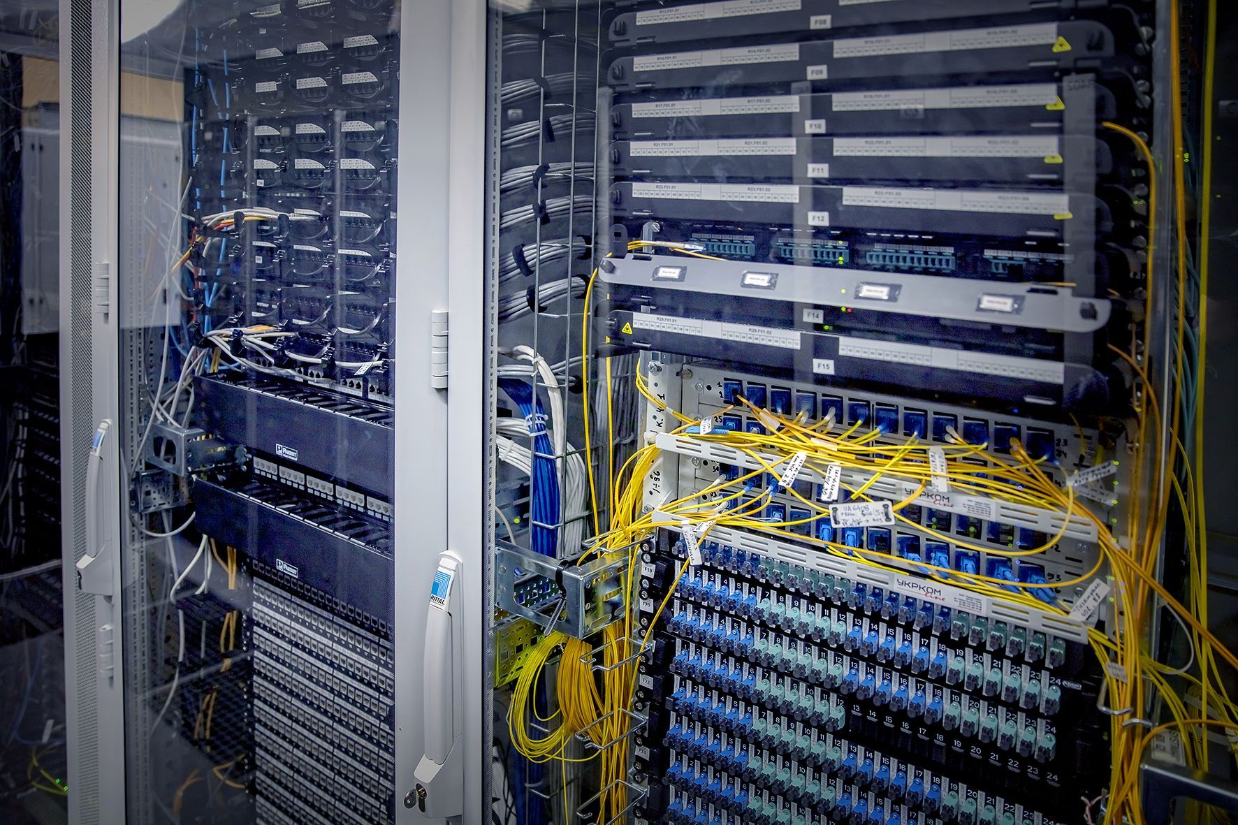 Захисти свої дані: що таке дата-центр та навіщо він бізнесу Захисти свої дані: що таке дата-центр та навіщо він бізнесу