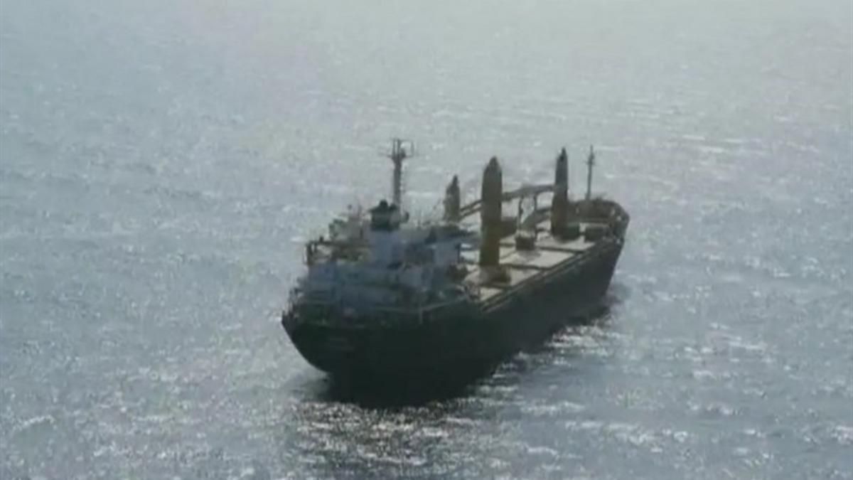 В Красном море взорвалось судно Ирана В Красном море взорвалось судно Ирана