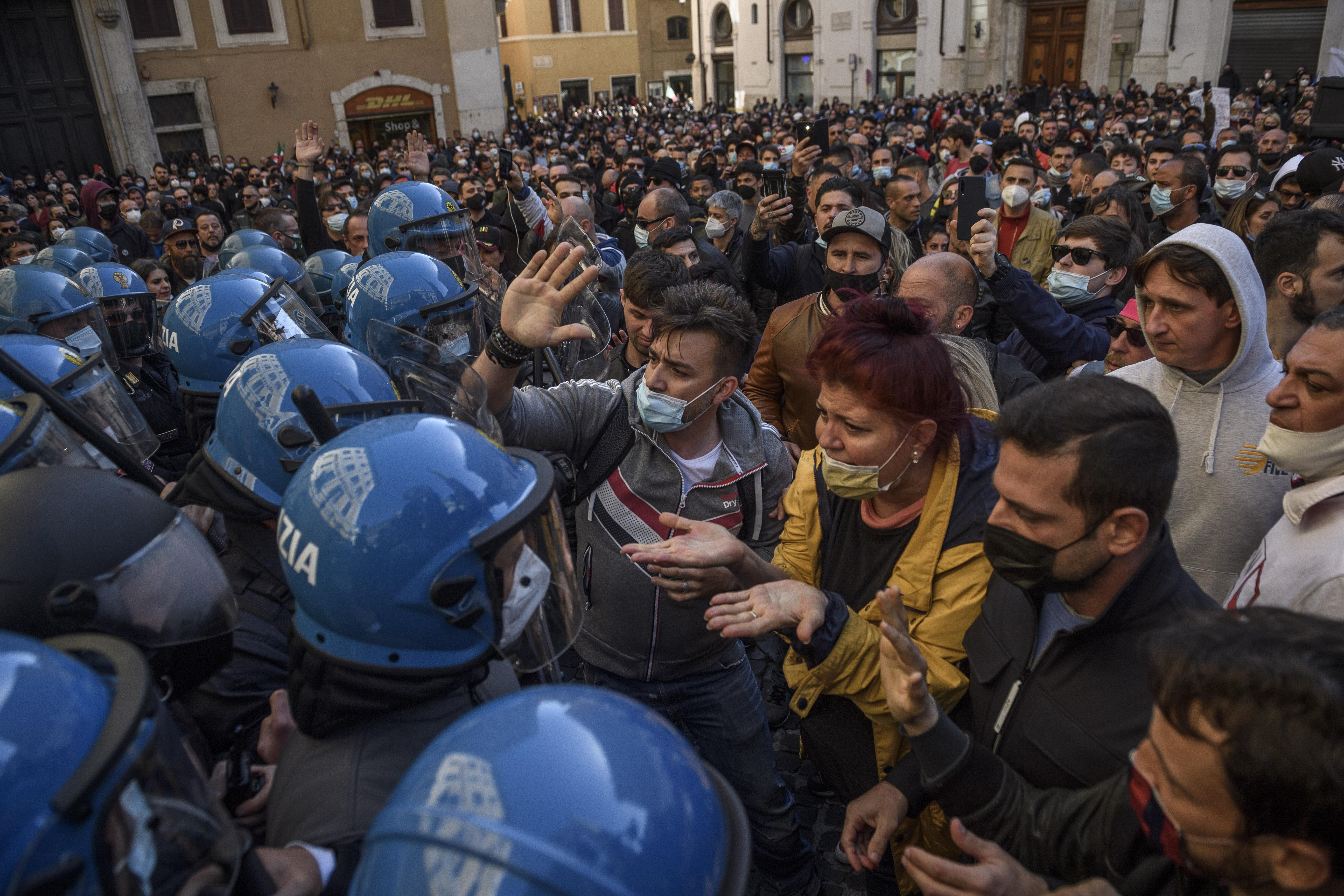 Під час мітингу в Римі представники бізнесу побилися із поліцією