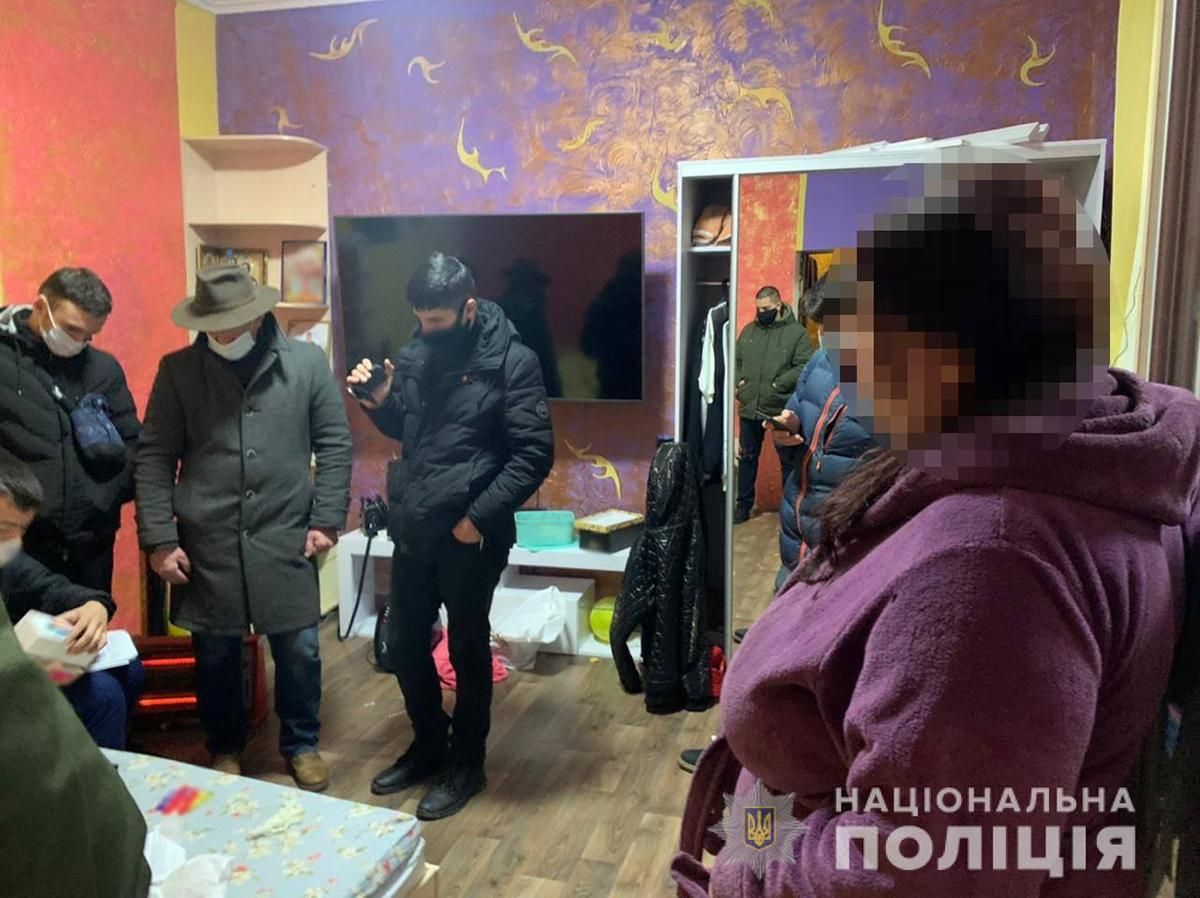 В Одесской области задержали интернет-мошенницу, торговавшую одеждой 