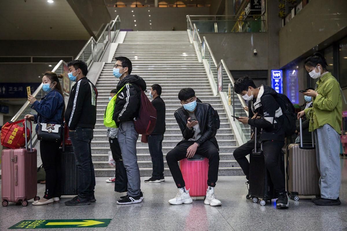 Кабмин разрешил иностранцам после въезда проходить самоизоляцию Кабмин разрешил иностранцам после въезда проходить самоизоляцию