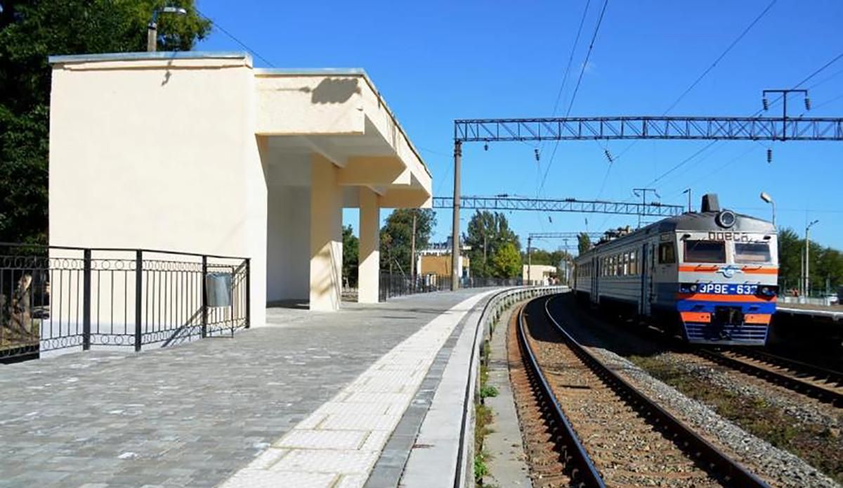 Под Одессой 81-летняя пенсионерка прыгнула под поезд Под Одессой 81-летняя пенсионерка прыгнула под поезд