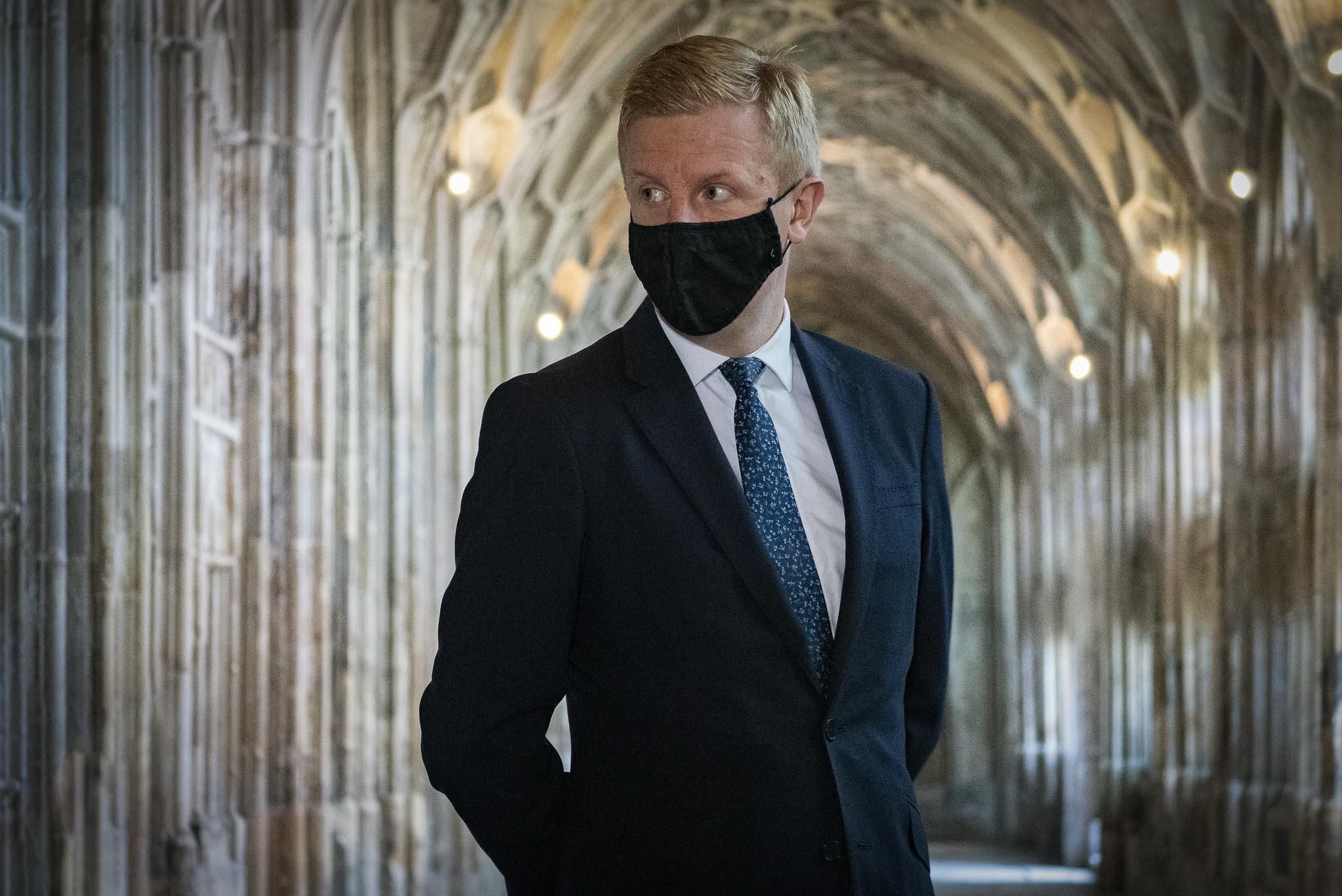 У Британії запрацювала служба контролю за технологічними гігантами У Британії запрацювала служба контролю за технологічними гігантами