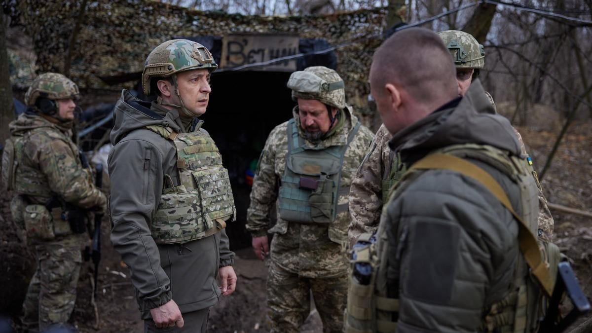 Зеленский посетил позиции ВСУ за 80 метров от боевиков
