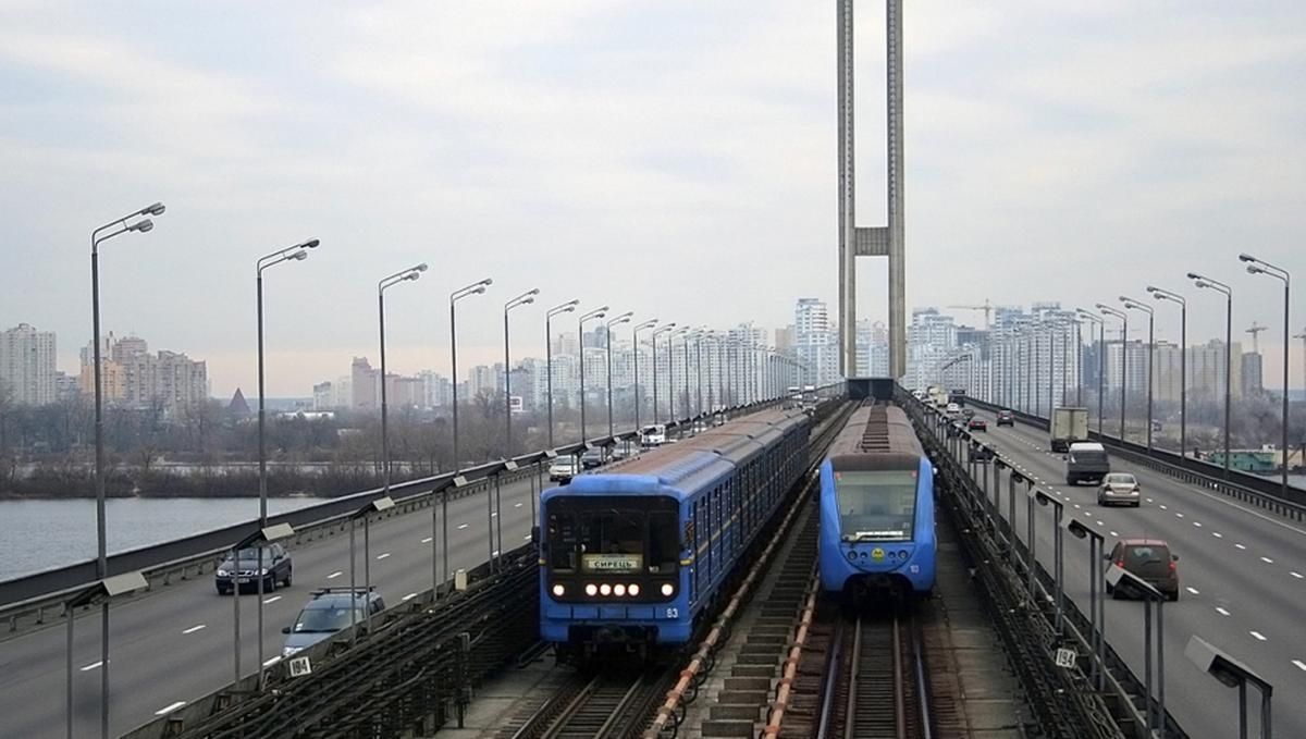 У Києві обмежать рух Південним мостом в напрямку Лівого берега