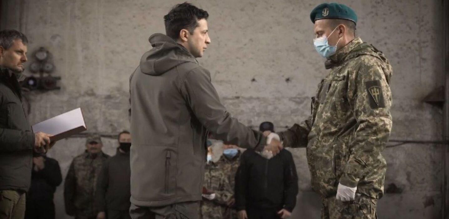 Нас никто не победит,– Зеленский подытожил свою поездку на Донбасс Нас никто не победит,– Зеленский подытожил свою поездку на Донбасс