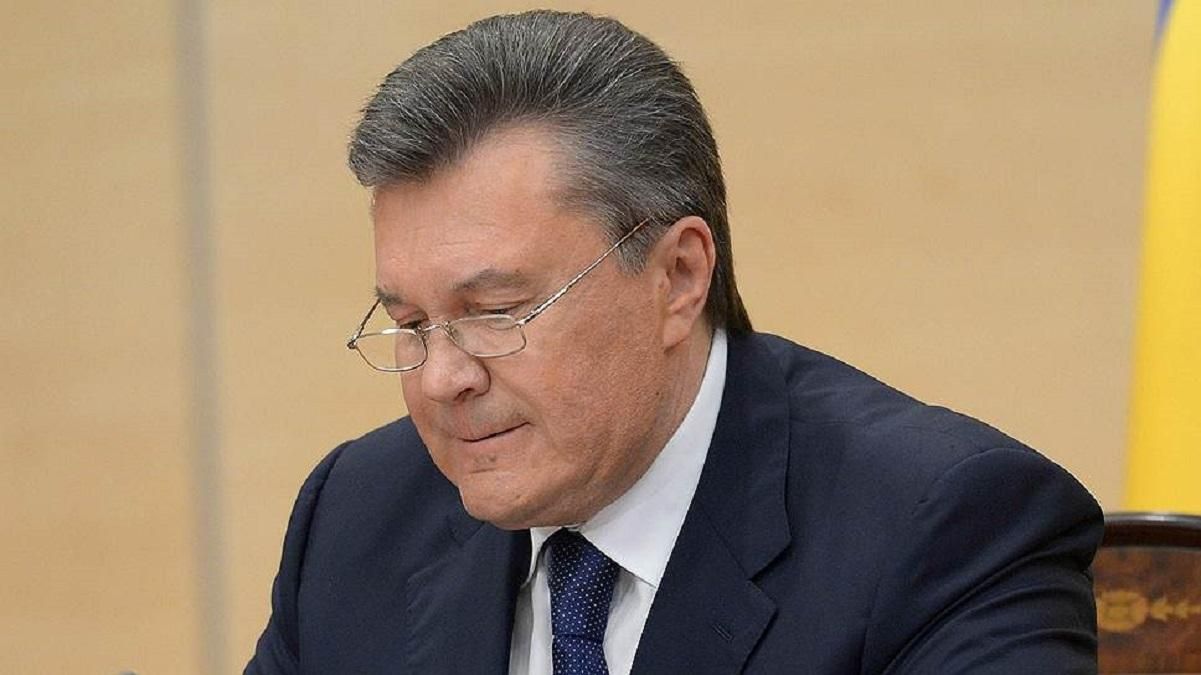 Зеленский ввел в действие максимальные санкции против Януковича