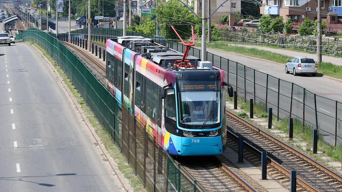Скоростной трамвай в Киеве не будет работать с 1 июня до 15 августа