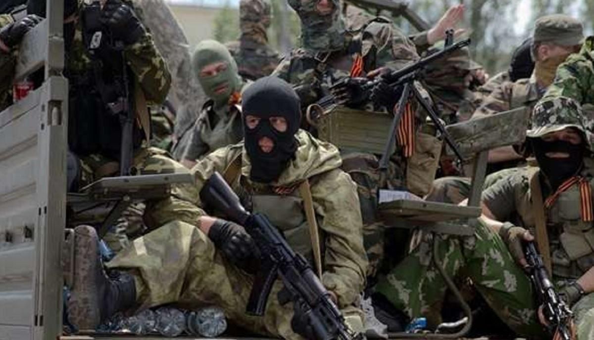 Росія в березні 2021 відправила на Донбас майже 800 добровольців