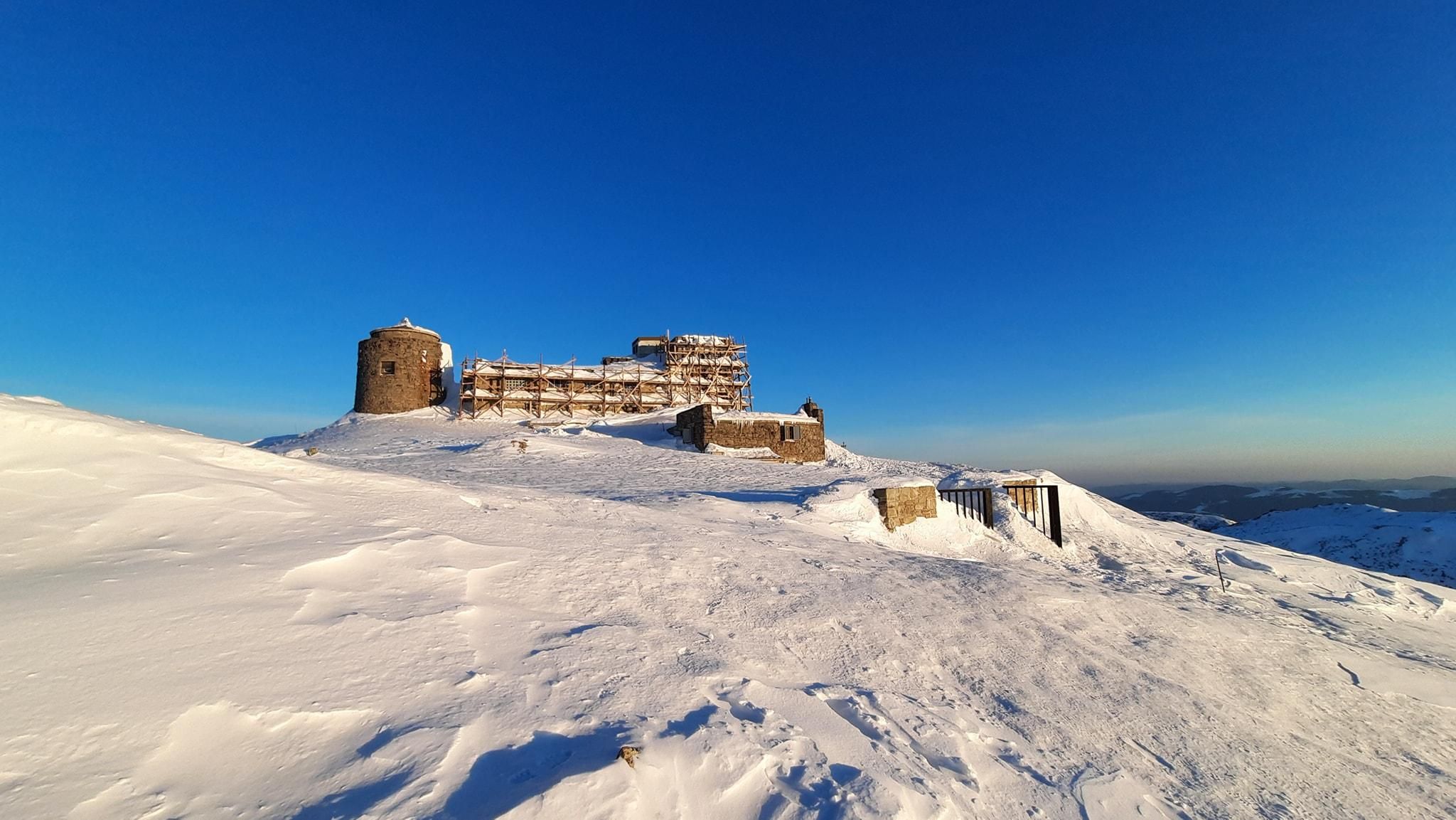 У Карпатах є загроза лавин та підняття води у річках У Карпатах є загроза лавин та підняття води у річках