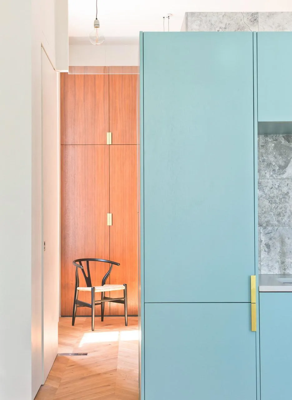 інтер'єр у пастельних тонах інтер'єр у пастельних тонах