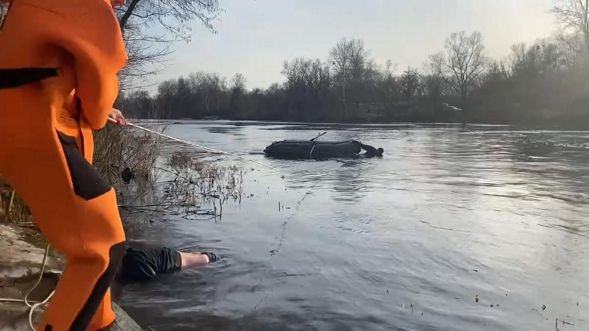 Під Полтавою перекинувся човен із 3 людьми: вони загинули