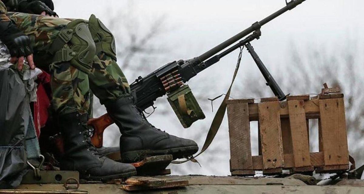 Бойовик на Донбасі застрелився, відзначаючи День космонавтики Бойовик на Донбасі застрелився, відзначаючи День космонавтики