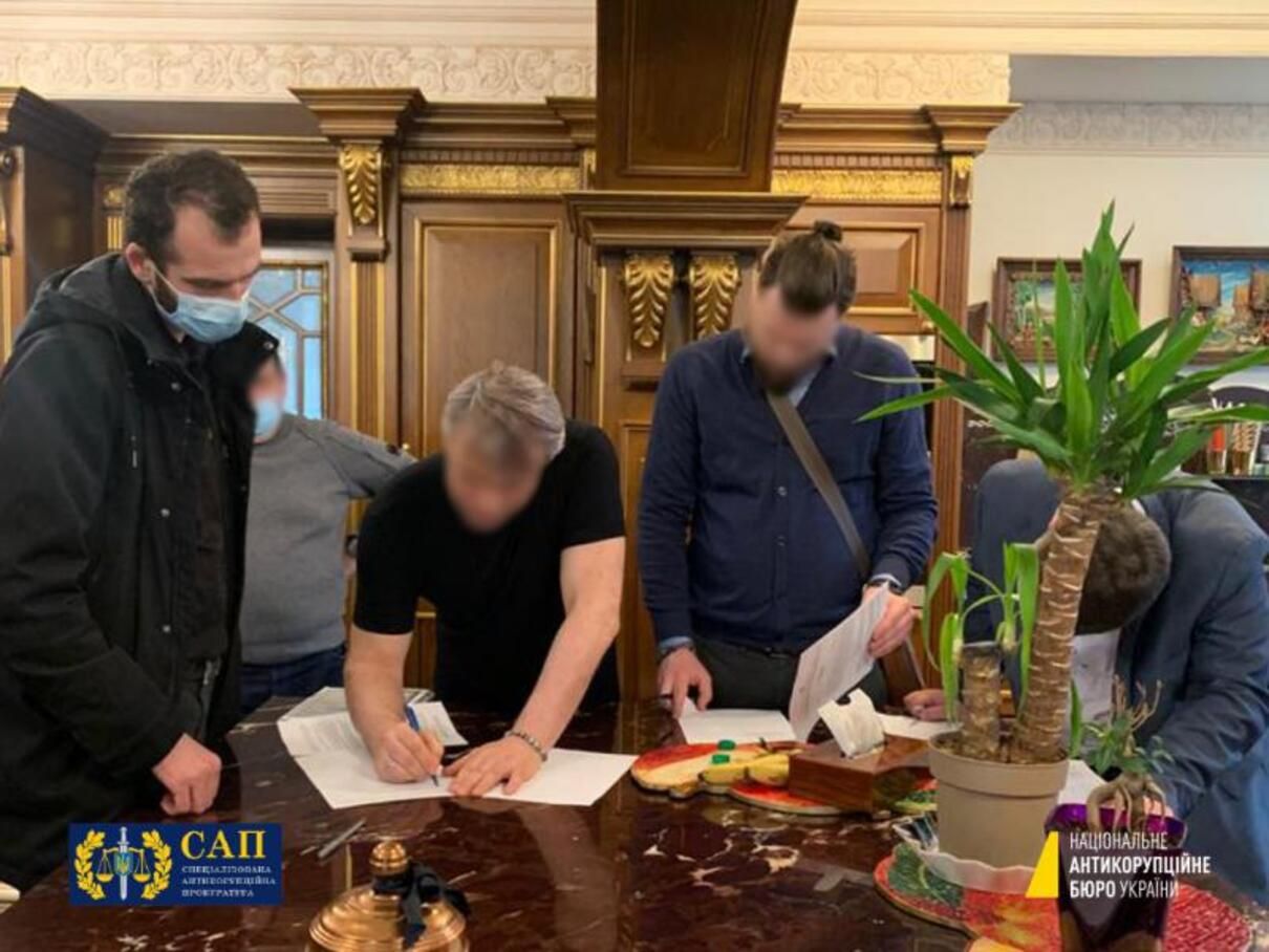 Корупція в Укравтодорі: у справі Новака новий підозрюваний Корупція в Укравтодорі: у справі Новака новий підозрюваний