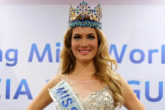Мірея Лалагуна переможниця Міс Світу 2015 року